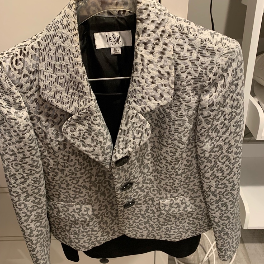 Two piece suit set